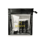 Das BIOJUVE - Biojuve Kit Mini besteht aus einer durchsichtigen Reißverschlusstasche mit schwarzer Zierleiste und dem BIOJUVE-Logo auf der Vorderseite und enthält vier Hautpflegeprodukte: eine Conditioning Cleanse Tube und drei Pumpflaschen.